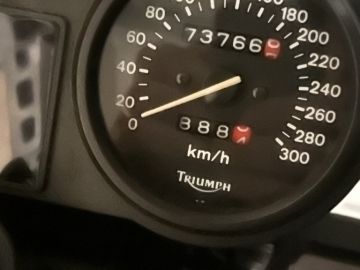 Triumph Tour | WERKPLAATS Trident 900